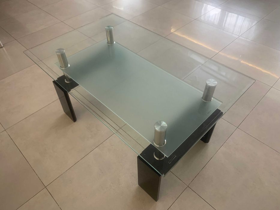 szklana ława stolik okolicznościowy z niemiec