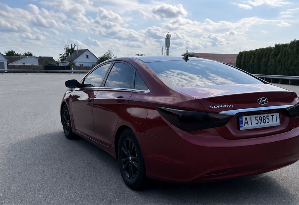 Hyundai Sonata 2012