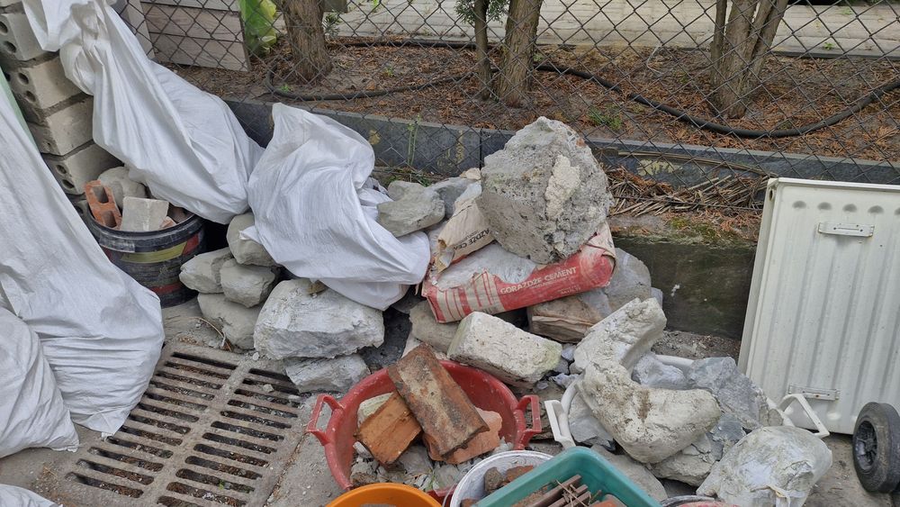 Gruz czysty wiadra worki cegły pustaki, beton, tynk dopłacę pomogę