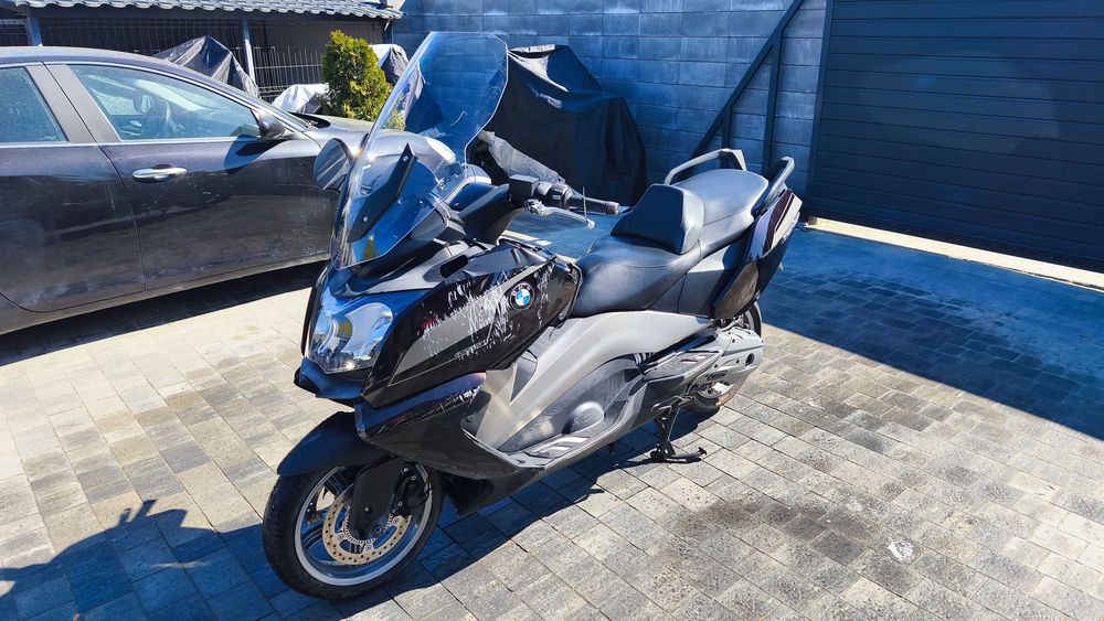 Mocny skuter BMW 650 GT Rok 2015