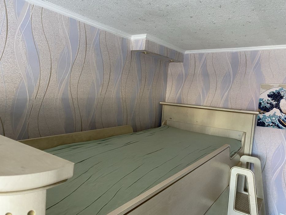 Ліжко двухярусне