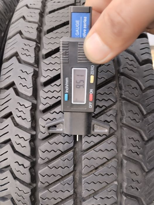 Продам шини 195/70R15C