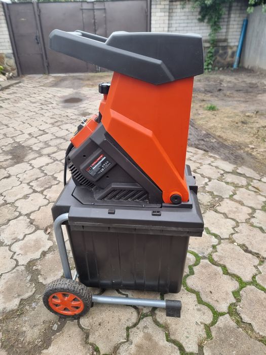 продам гілкоріз, подрібнювач гілок, DWT GH25-40