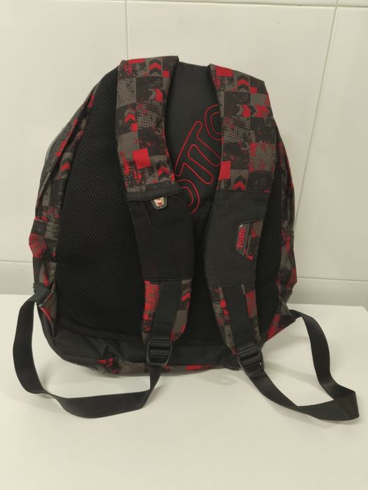 Mochila Escolar Totto
