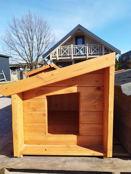 BUDA dla psa /duża/drewniana/ocieplona/ dach skośny