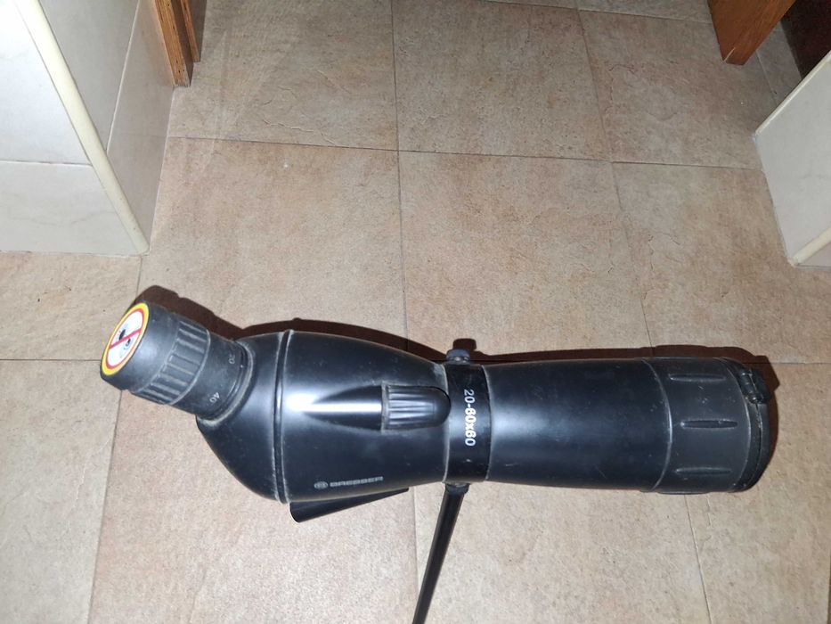 Telescópio Bresser 20 - 60 x 60