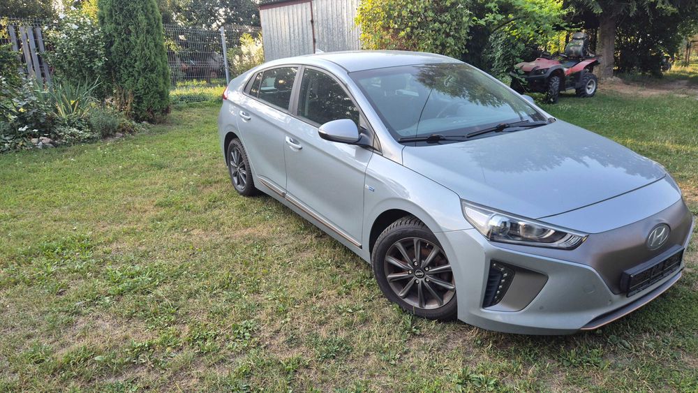 Hyundai Ioniq