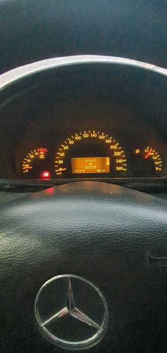 Mercedes C220 Caixa Automática