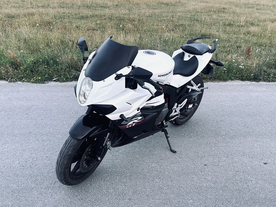 Спортбайк Hyosung GT250R (інжекторний)
