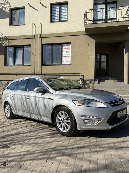 автомобіль FORD MONDEO