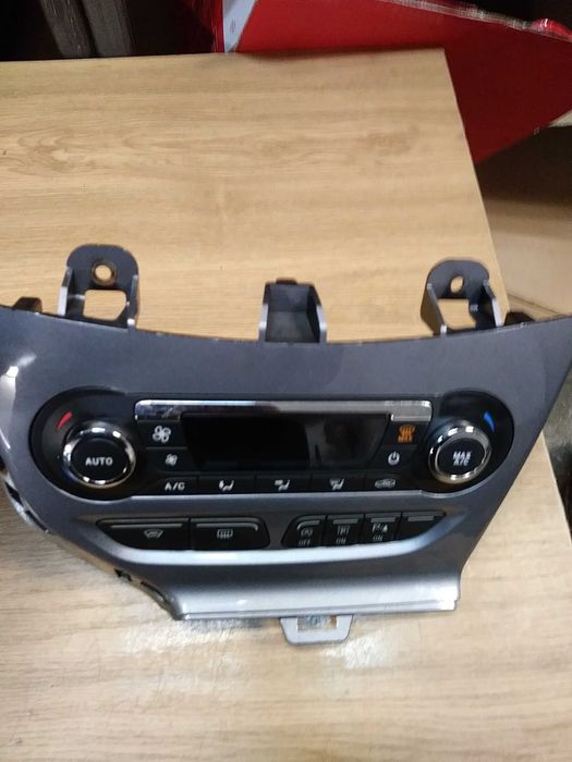 Ford Focus MK3 panel nawiewu klimatyzacji Części