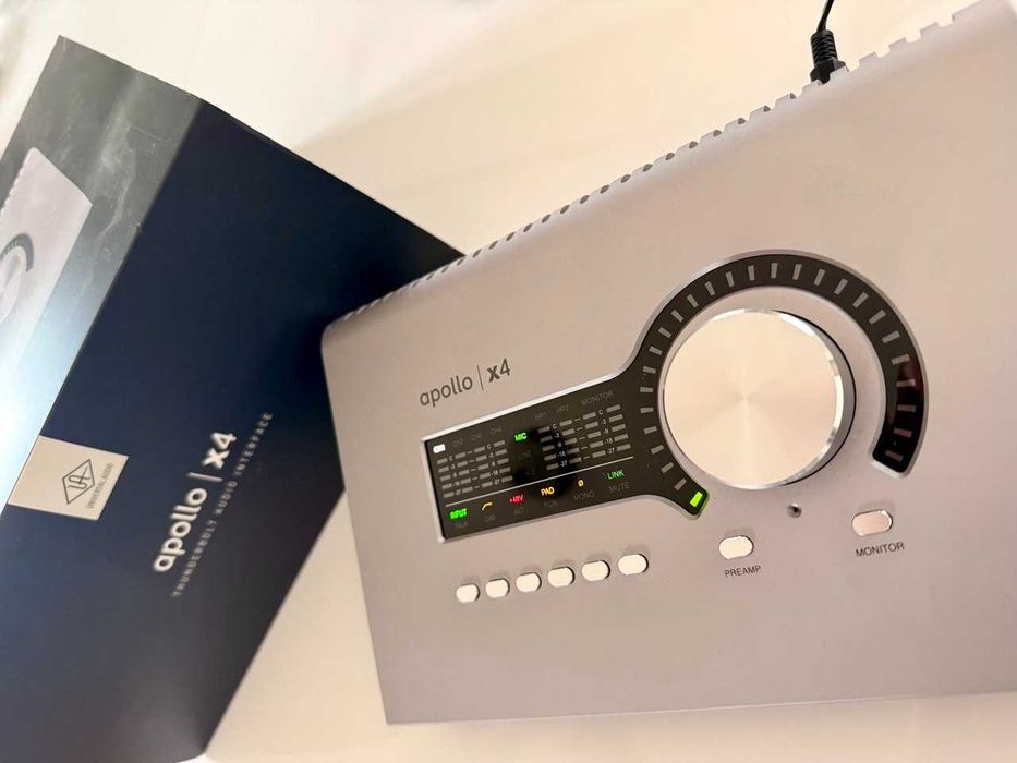 Interface de Áudio Universal Audio Apollo x4 Gen-2 Essentials – NOVO