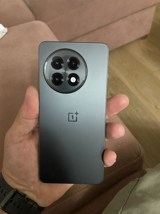 Oneplus 13r jak nowy