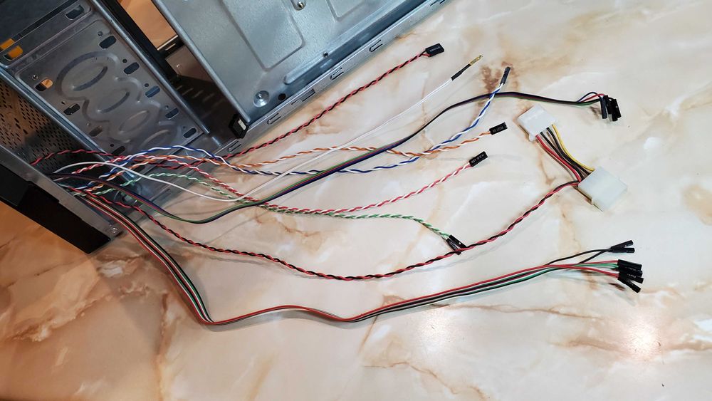 Корпус системного блока ADMIRL COMPUTERS + FLOOPPY + вентилятором