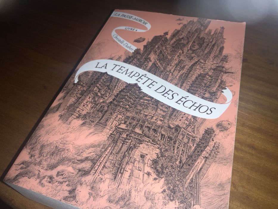 Livres de Poche Français - Escola Lycée Français Charles LePierre