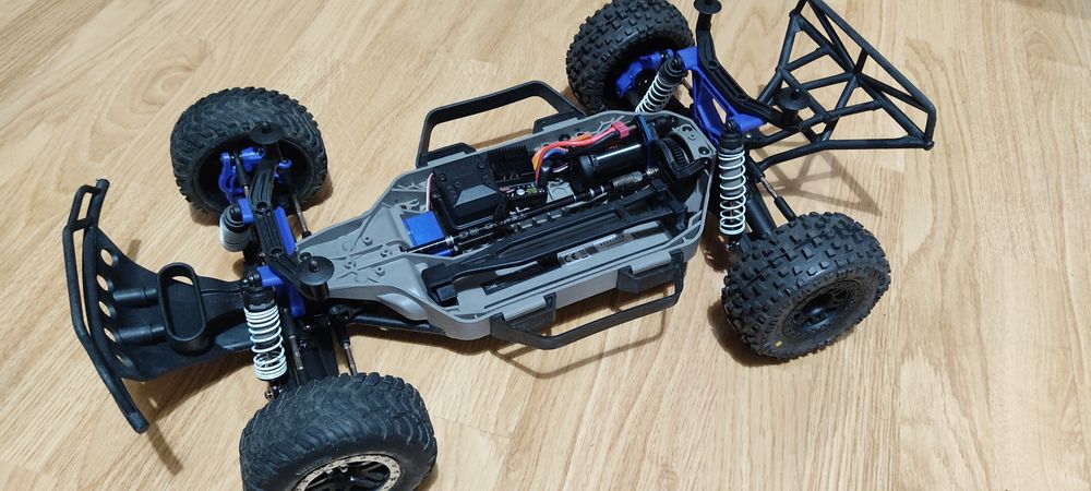 Traxxas Slash 4x4 brushless