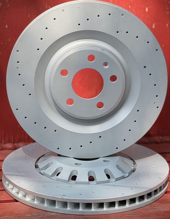 Brembo. Ексклюзивні перфоровані гальмівні диски -Audi Q7  VW TOUAREG, PORSCHE CAYENNE