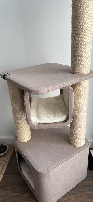 Torre de gato / arranhador / cama