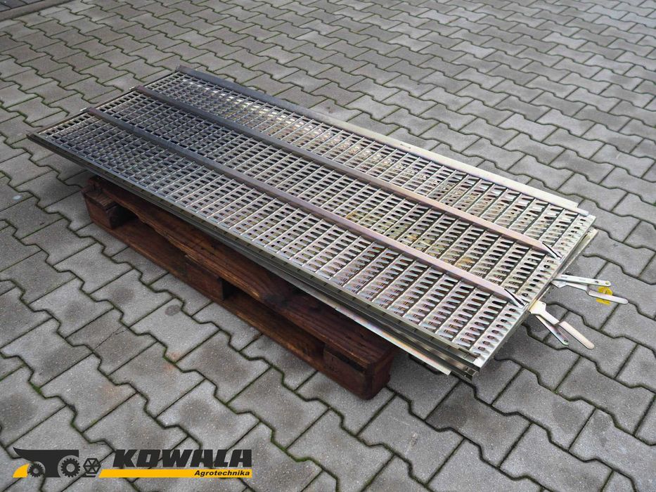 Claas Tucano 340-570 - sita do kukurydzy, blaszkowe, żaluzjowe