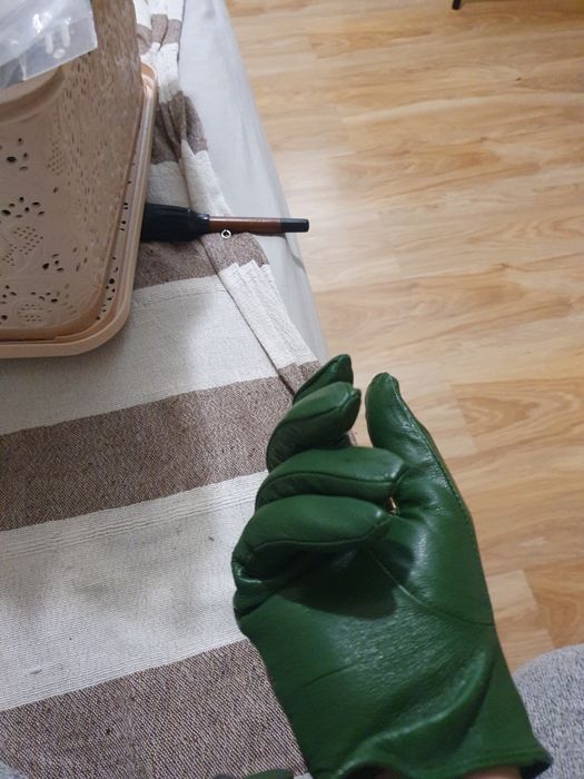 Тонкі шкіряні теплі нові жіночі печатки, є примірка