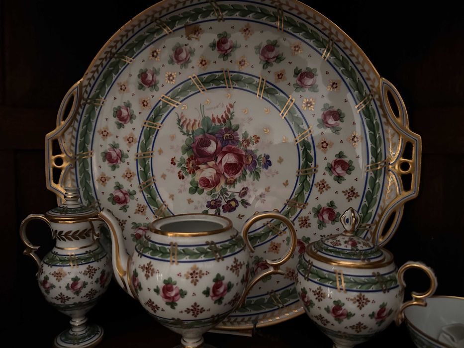 Serviço cha cafe porcelana floral Limges pintado à mão-  bouquet rosas elegante
