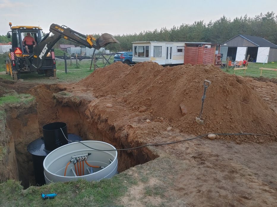 Usługi koparko ładowarką, roboty prace ziemne, koparka Słupsk wywrotka