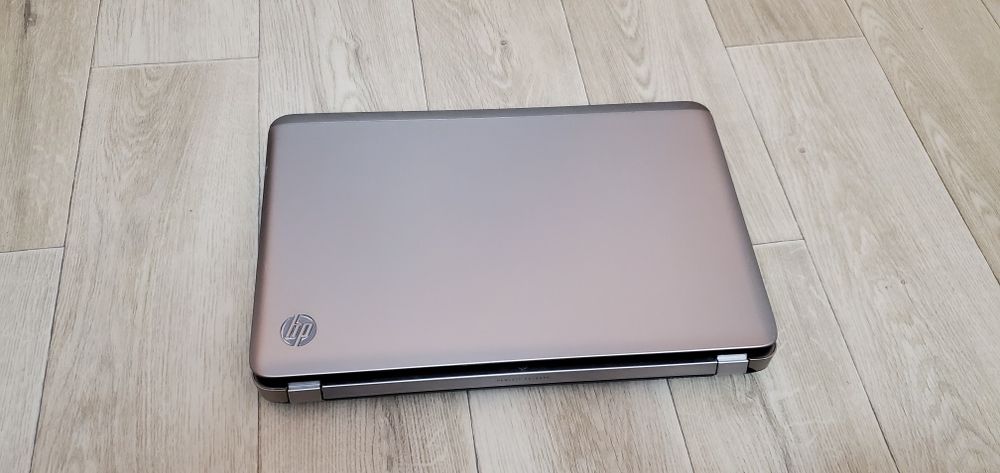 Ігровий ноутбук Нр 17 дюймів