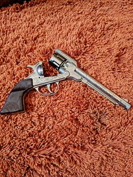 Pistola de  laser  de fulminantes