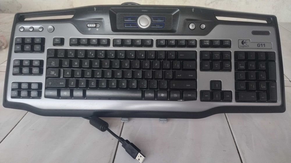 Teclado Logitech G11