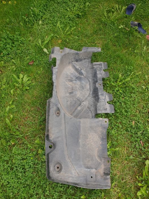 Задня защіта до Т5 фольцваген