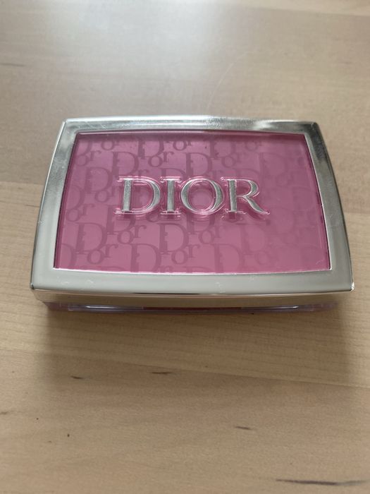 Róż Dior rosy glow 001 pink