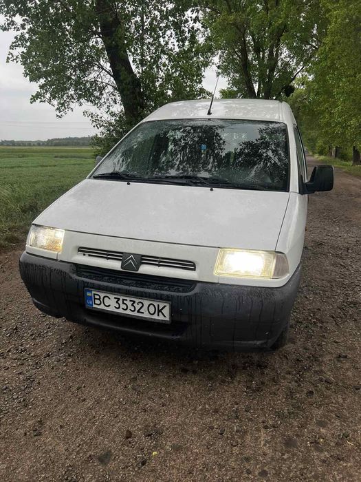 Продам бус Citroen Jumpy 2000р