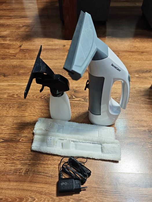 Myjka do okien SilverCrest akumulatorowa.