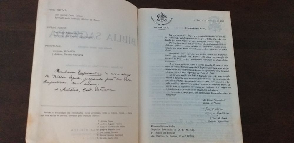 Excelente prenda Natal! Biblia ed 1968 assinada Cardeal Patriarca D An