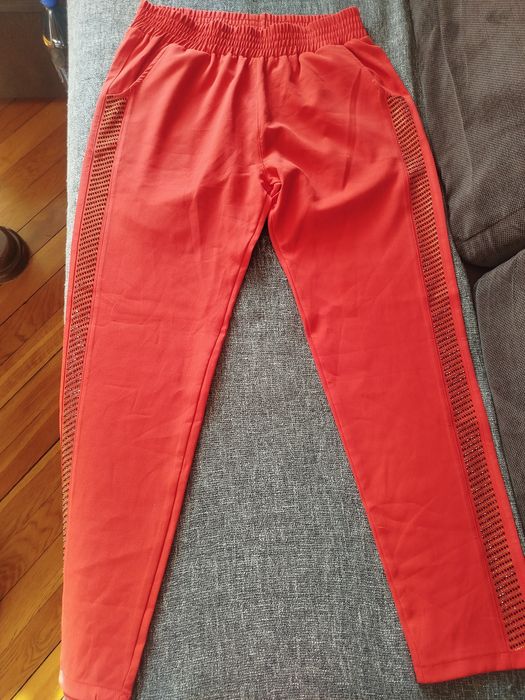 Nowy czerwony dres M-L