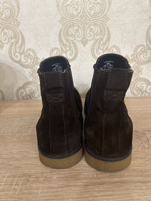 Чоловічі осінні ботинки топ pull&bear