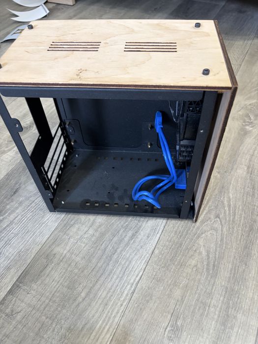 Корпус для mini-atx