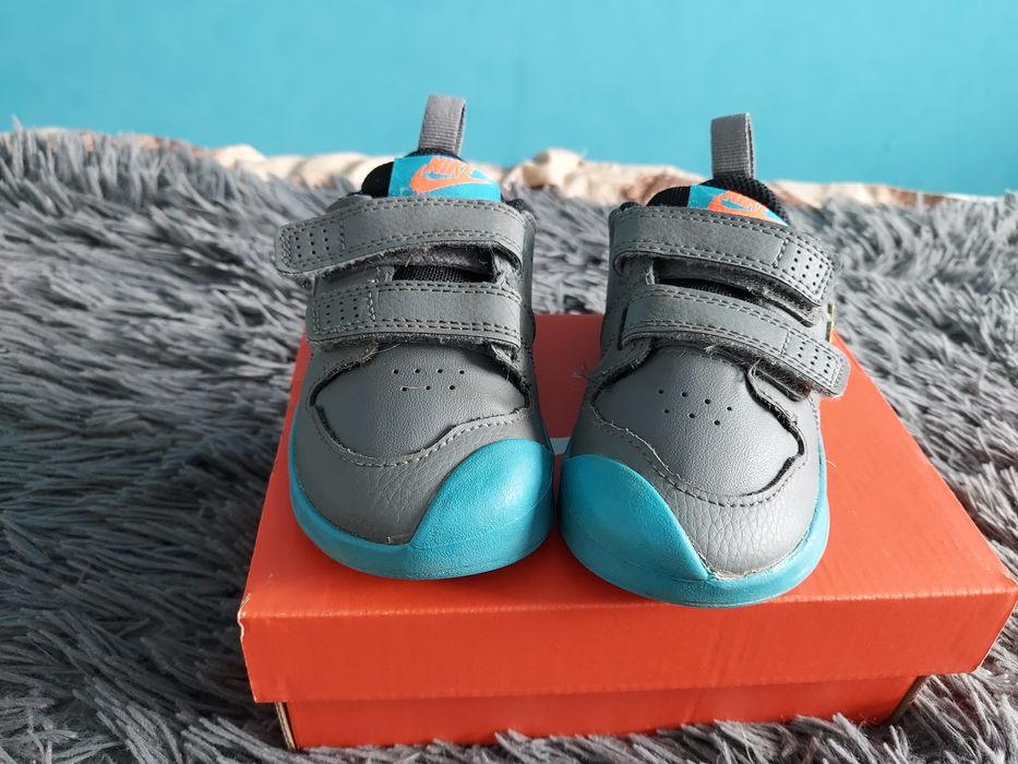 Кроссовки nike.Оригинал.