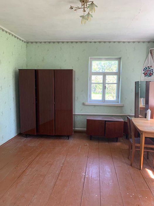 Продаю будинок поблизу "Варшавки" місто Коростень