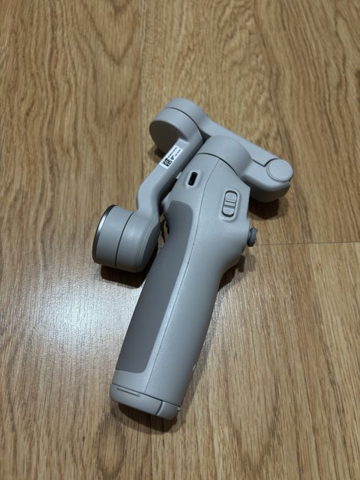 Gimbal dji osmo mobile 7