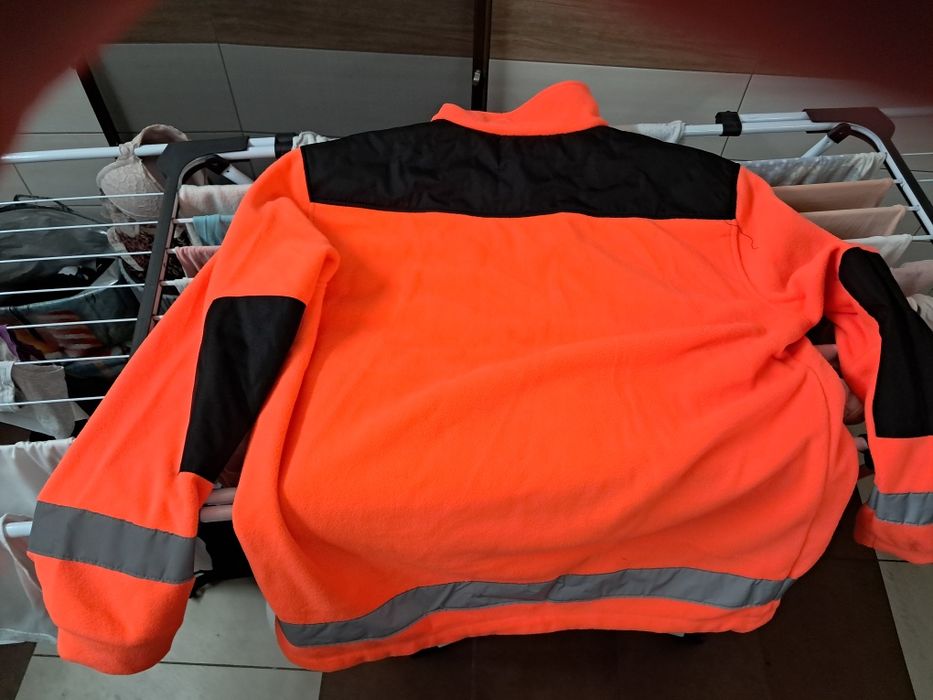 Bluza polarowa 4 XL Nowa