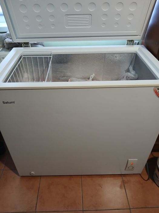 Морозильна скриня