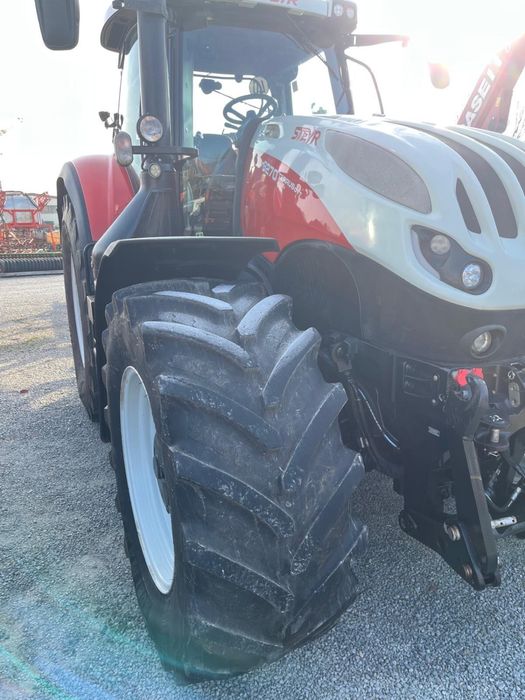 Steyr Terrus 6270 nie Case Optum cvx new holland hd auto command fendt