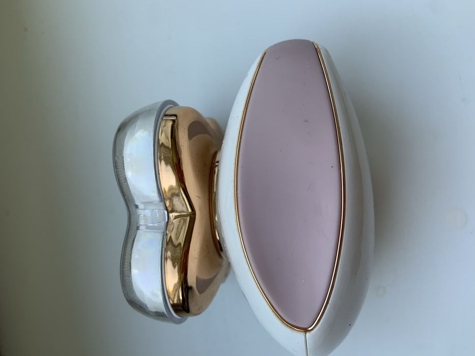 Женская електробритва FLAWLESS.