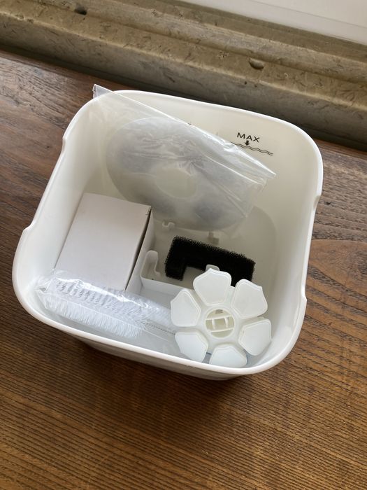 Fonte de agua para gatos