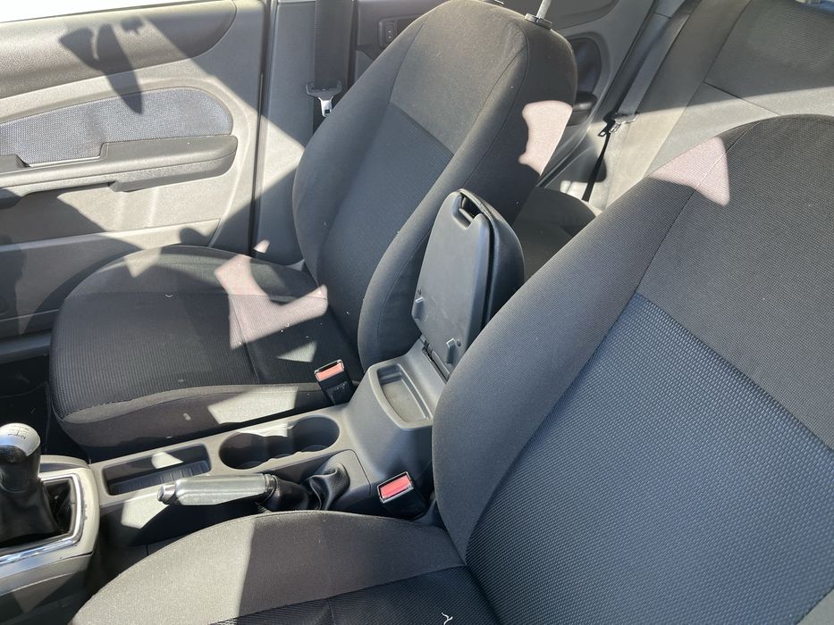 Ford focus  tdci 1.6 impecavel