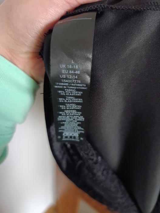 Sukienka aksamitna t-shirtowa oversize Asos rozmiar 44/46