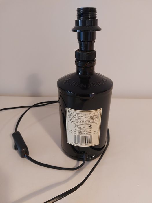 Candeeiro garrafa hendricks gin