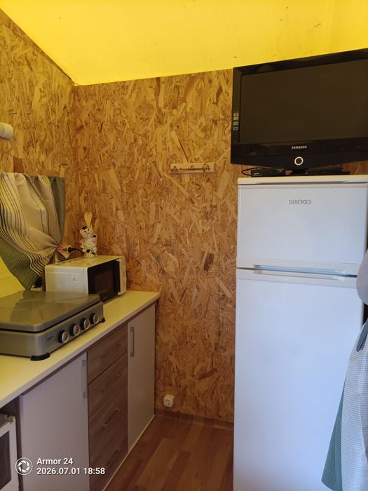 Vende-se tenda em lona fixo