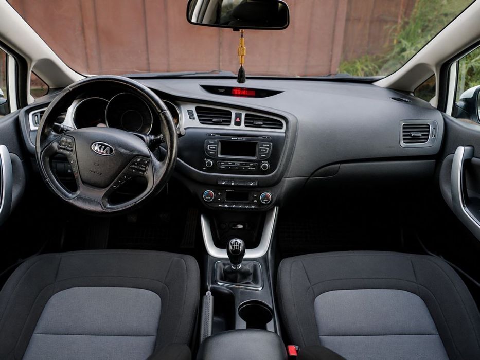 Kia Ceed JD 2012рік 1.6-Газ/Бензин (Офіційне авто)  Не пригонка